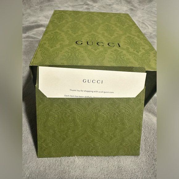 NWT Gucci GG Marmont Mini Shoulder Bag in Box - Picture 9 of 11